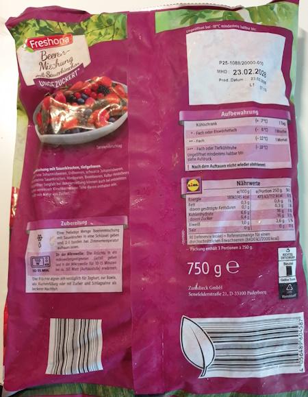 Beeren-Mischung-mit-Sauerkirschen-2.jpg
