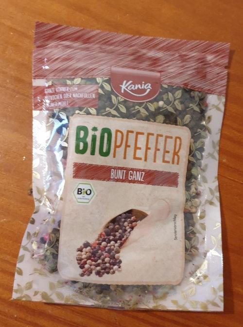 Bio Pfeffer ganz