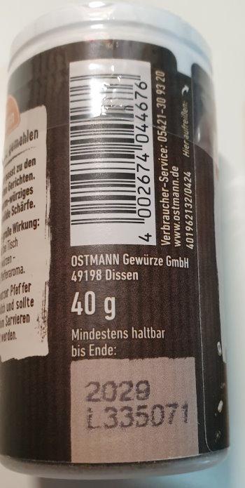 Black-Pepper-ground-fine-in-Plastic-dispenser-Ostmann-40g-3.jpg