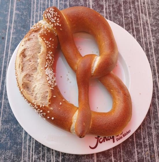 Brezel - Pretzel - Κουλουράκι πρέτζελ