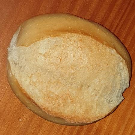 Goldweck-bun-brotchen-Schafer.jpg