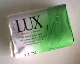 LUX-soap-125-b.jpg