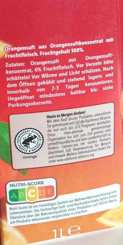 Orange-aus-Konzentrat-mit-Fruchtfleisch-Solevita-Zutaten.jpg