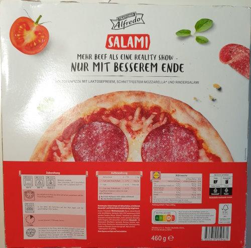 Pizza-Salami-vom-Rind-Trattoria-Alfredo-2.jpg