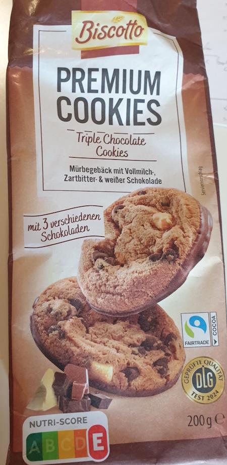 Premium-Cookies-Triple-Chocolate-2.jpg