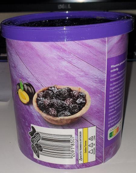 Prunes-pitted-Trockenpflaumen-Alesto-20918507-c.jpg