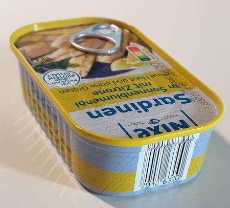 Sardinen-in-Sonnenblumenol-mit-Zitrone.jpg