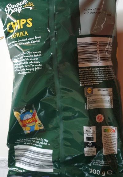 Snack-Day-Paprika-Chips-b.jpg