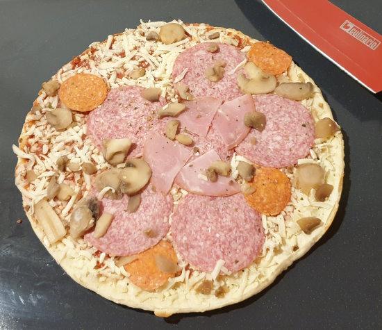 Steinofen-Pizza-Wagner-Original-Speciale-3.jpg