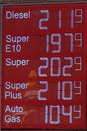 fuel-prices-20260306_1250300.jpg