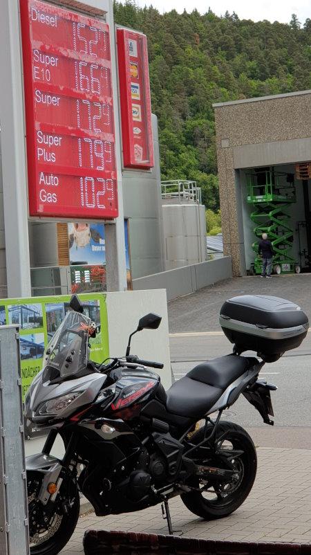fuel-prices20250526.jpg