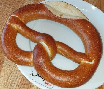 laugenbrezel.jpg