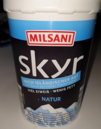 milsani-skyr.jpg