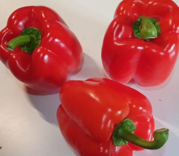 paprika-rot-red-paprica-peppers.jpg